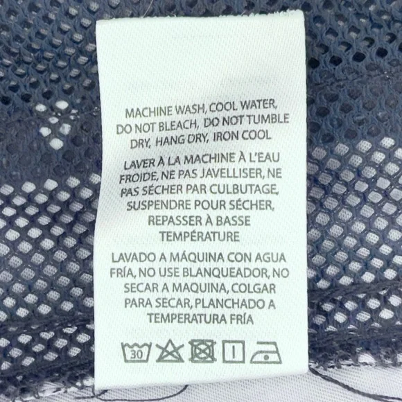 TRUNKS SURF AND SWIM CO. Swim Shorts Pockets Quick Dry Technology Starts Print - Picture 16 of 16